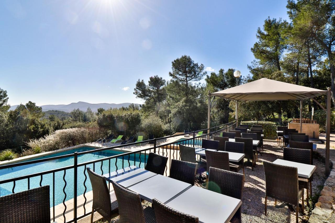 Les Arbousiers Village Hotel Provencal La Roquebrussanne Экстерьер фото